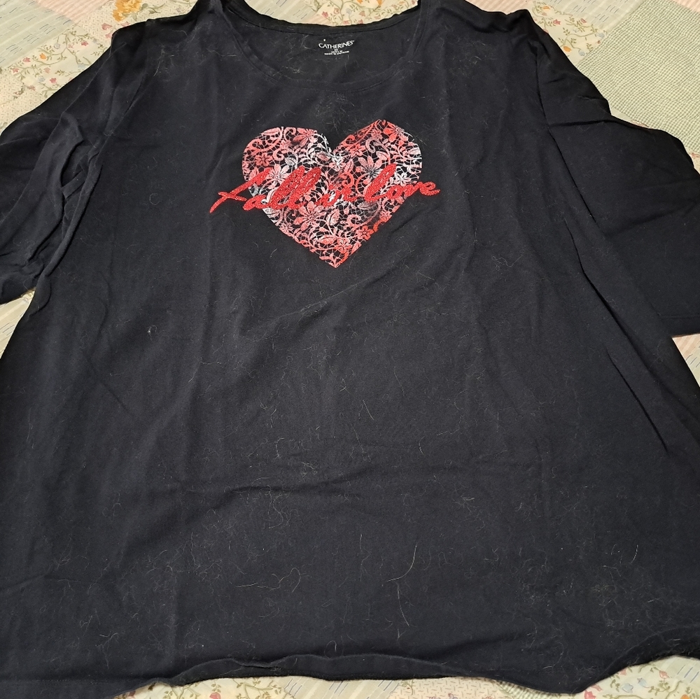 Catherine's size 2X 22/24 black 3/4 sleeve Valentine's themed shirt